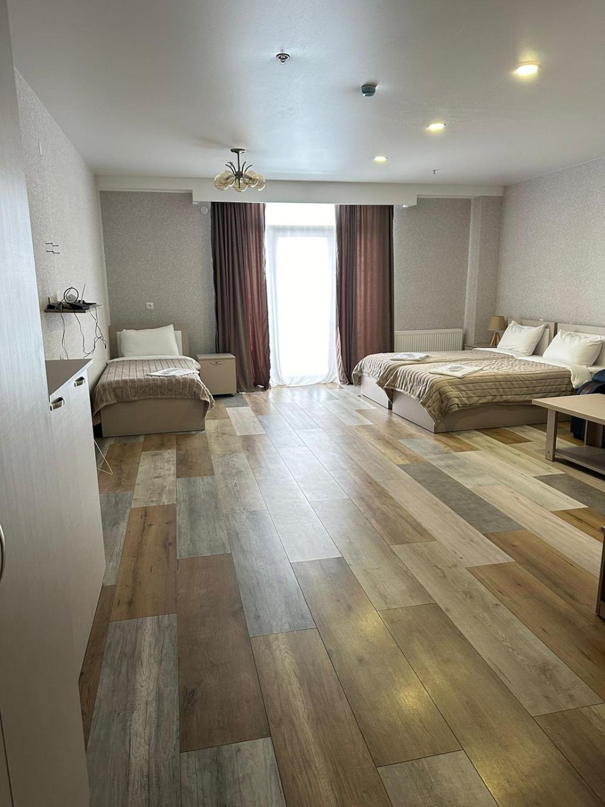 Hotel Qumli Goudaouri Extérieur photo