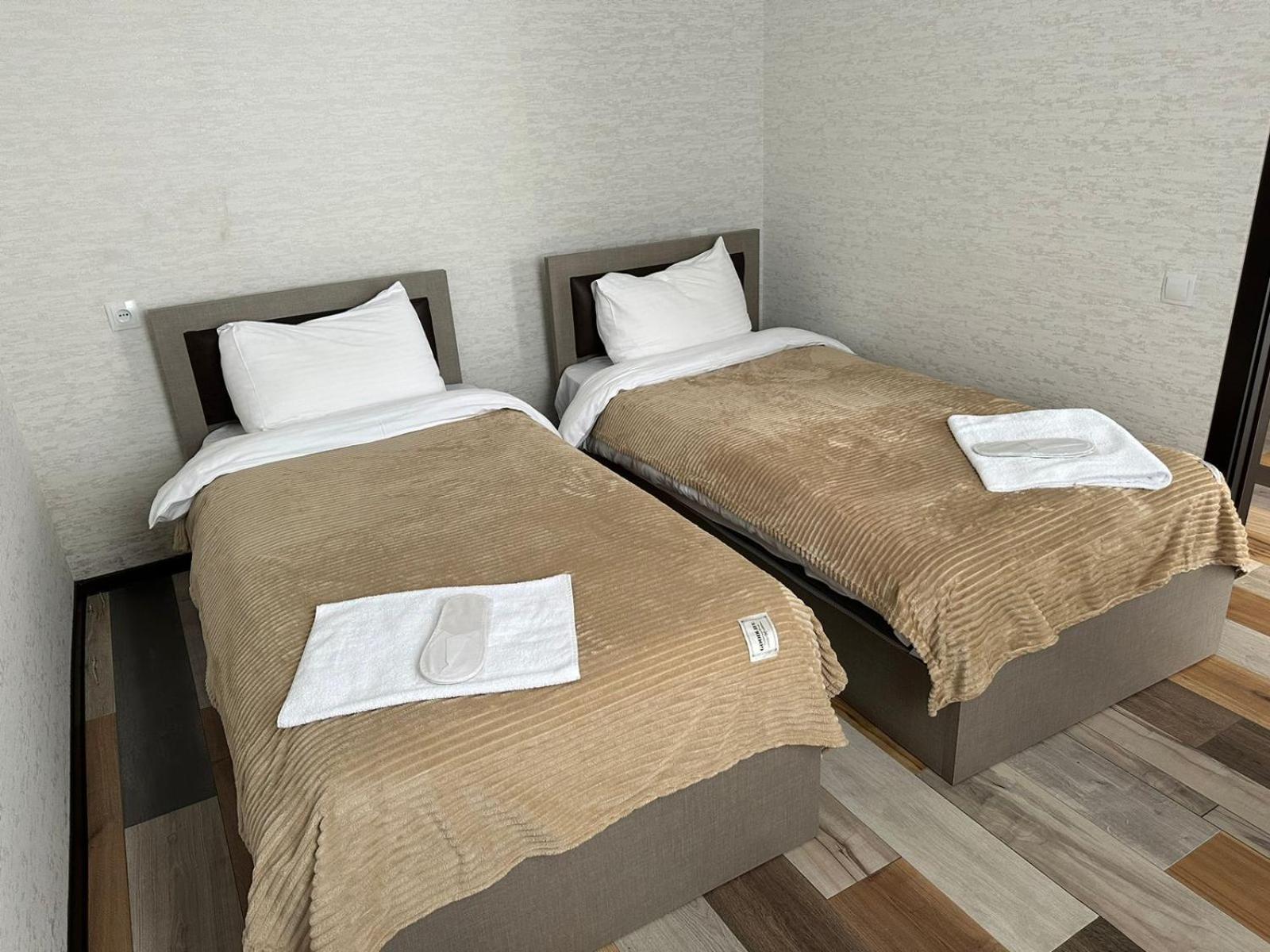 Hotel Qumli Goudaouri Extérieur photo